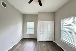 225 N Everton St, Houston, TX 77003 - Photo 13