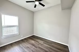 225 N Everton St, Houston, TX 77003 - Photo 7
