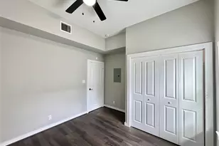 225 N Everton St, Houston, TX 77003 - Photo 9