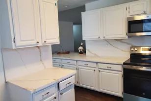 13002 Nantucket Dr, Sugar Land, TX 77478 - Photo 5