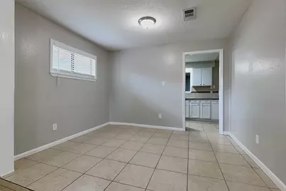 7731 Bunker Wood Lane, Houston, TX 77086 - Photo 5