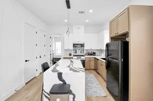 7129 Sidney St, Houston, TX 77021 - Photo 9