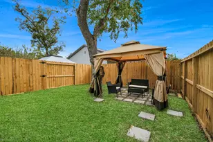 7129 Sidney St, Houston, TX 77021 - Photo 37