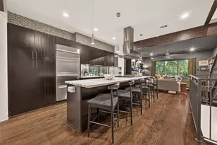 1613 Vermont St, Houston, TX 77006 - Photo 7