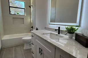 1222 Johnston St, Houston, TX 77022 - Photo 27