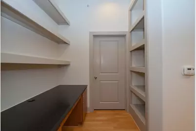 1901 Post Oak Boulevard #4603, Houston, TX 77056 - Photo 9