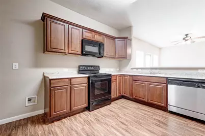 8611 Beviamo Street, Houston, TX 77031 - Photo 3
