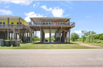 933 & 929 Magnolia Ln Lane, Port Bolivar, TX 77650 - Photo 9