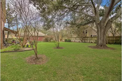 103 Strawberry Drive, Lake Jackson, TX 77566 - Photo 35