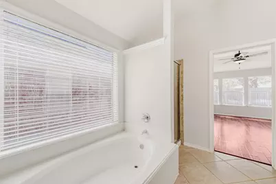 11211 Jadestone Creek Lane, Cypress, TX 77433 - Photo 23