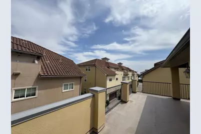 22 W Oaks Drive, Pasadena, TX 77058 - Photo 25