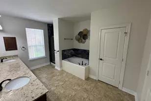 22 W Oaks Dr, Pasadena, TX 77058 - Photo 11