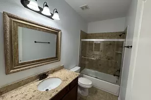 22 W Oaks Dr, Pasadena, TX 77058 - Photo 19