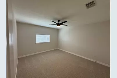 22 W Oaks Drive, Pasadena, TX 77058 - Photo 15