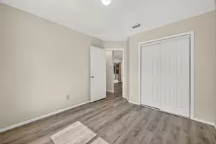 1915 Aldates Dr, Houston, TX 77015 - Photo 19