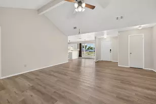 1915 Aldates Dr, Houston, TX 77015 - Photo 5