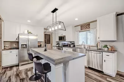 174 N Audrey, Brookeland, TX 75931 - Photo 9