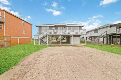 610 Seashell Drive, Freeport, TX 77541 - Photo 9
