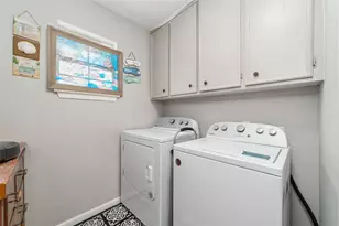 610 Seashell Dr, Freeport, TX 77541 - Photo 25