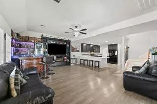 15307 Meandering Post Trl, Houston, TX 77044 - Photo 9