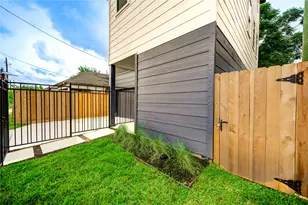 3406 Rawley St, Houston, TX 77020 - Photo 3