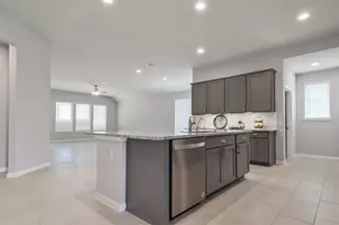 5839 Brimstone Hill Ln, Conroe, TX 77304 - Photo 3