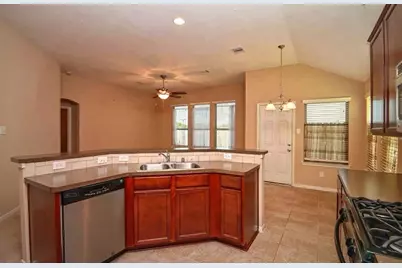 1707 Stieler Drive, Houston, TX 77049 - Photo 5