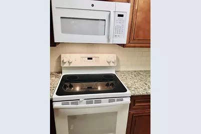 2601 Bellefontaine Street #C312, Houston, TX 77025 - Photo 9