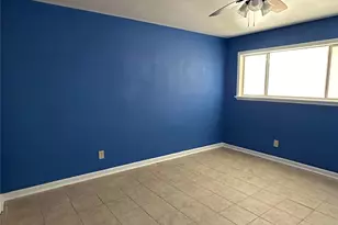 516 Holiday Dr, Galveston, TX 77550 - Photo 7