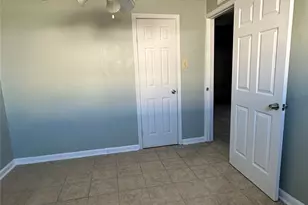 516 Holiday Dr, Galveston, TX 77550 - Photo 13