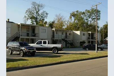 275 N 7th Street #2, Beaumont, TX 77702 - Photo 1