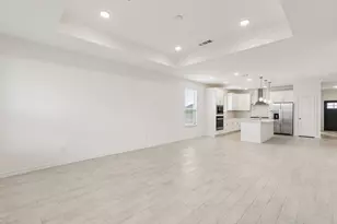 329 Dallas Meadows Dr, Dayton, TX 77535 - Photo 13