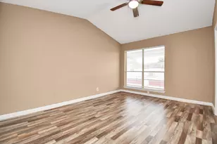 12400 Brookglade Circle, Houston, TX 77099 - Photo 19