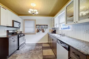 610 Oakley St, Houston, TX 77006 - Photo 9