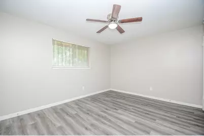 12610 Plum Meadow Lane, Houston, TX 77039 - Photo 9