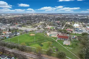 4720 Capitol St, Houston, TX 77011 - Photo 5