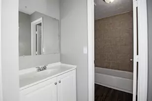 7 Talisman Ct, Houston, TX 77076 - Photo 21