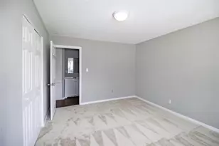 7 Talisman Ct, Houston, TX 77076 - Photo 19