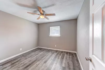 523 Spring Drive #4, Pasadena, TX 77504 - Photo 11