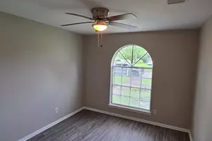 11122 Thackery Ln, Houston, TX 77016 - Photo 21