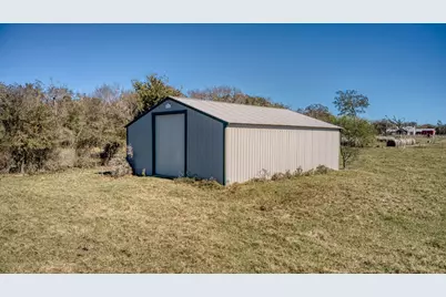 35684 Howell Road, Waller, TX 77484 - Photo 5