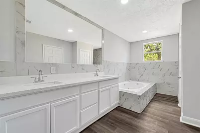 7625 Touchstone Street, Houston, TX 77028 - Photo 17