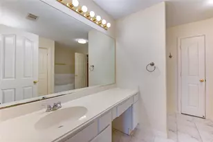 7611 S Linpar Ct S, Houston, TX 77040 - Photo 33