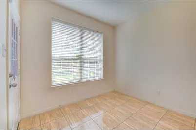 7611 S Linpar Court S, Houston, TX 77040 - Photo 21