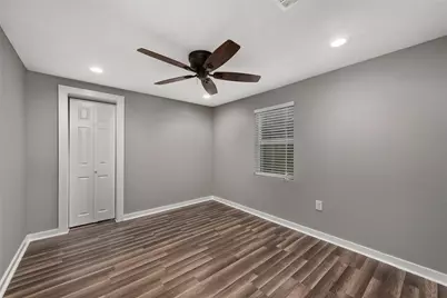 2513 S Grand Boulevard, Pearland, TX 77581 - Photo 13