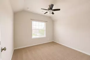 29611 Yaupon Shore Dr, Spring, TX 77386 - Photo 17