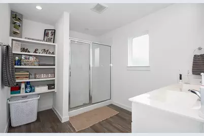8938 Colicroot Drive, Rosharon, TX 77583 - Photo 11