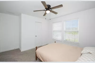 8938 Colicroot Drive, Rosharon, TX 77583 - Photo 15