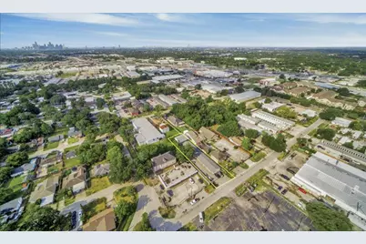 26 Farrell Street #10, Houston, TX 77022 - Photo 11