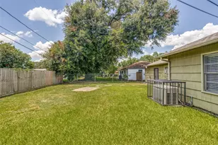 5614 Westover St, Houston, TX 77033 - Photo 25